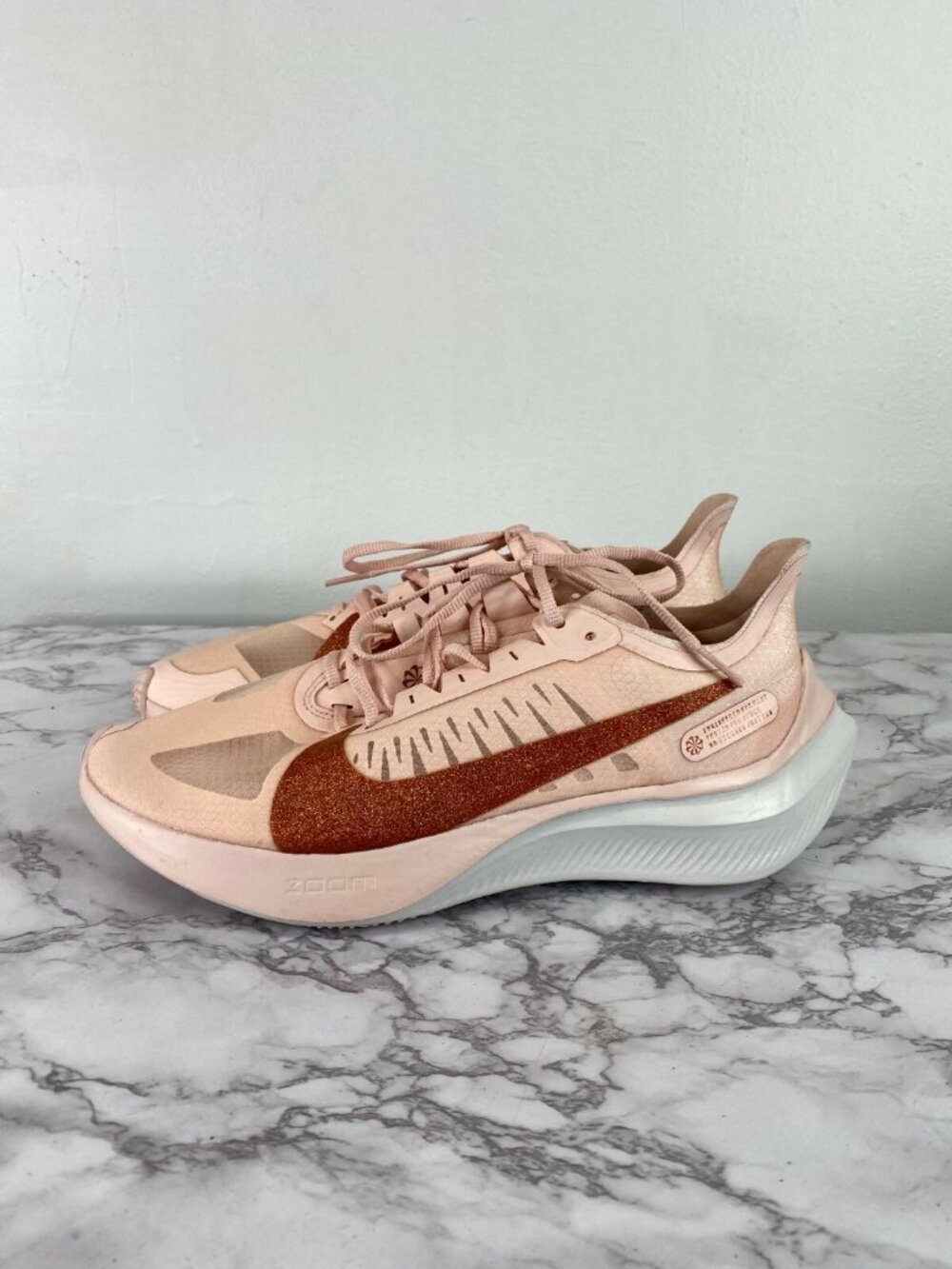 Nike Women's Pink Zoom Gravity Sneaker SZ 11